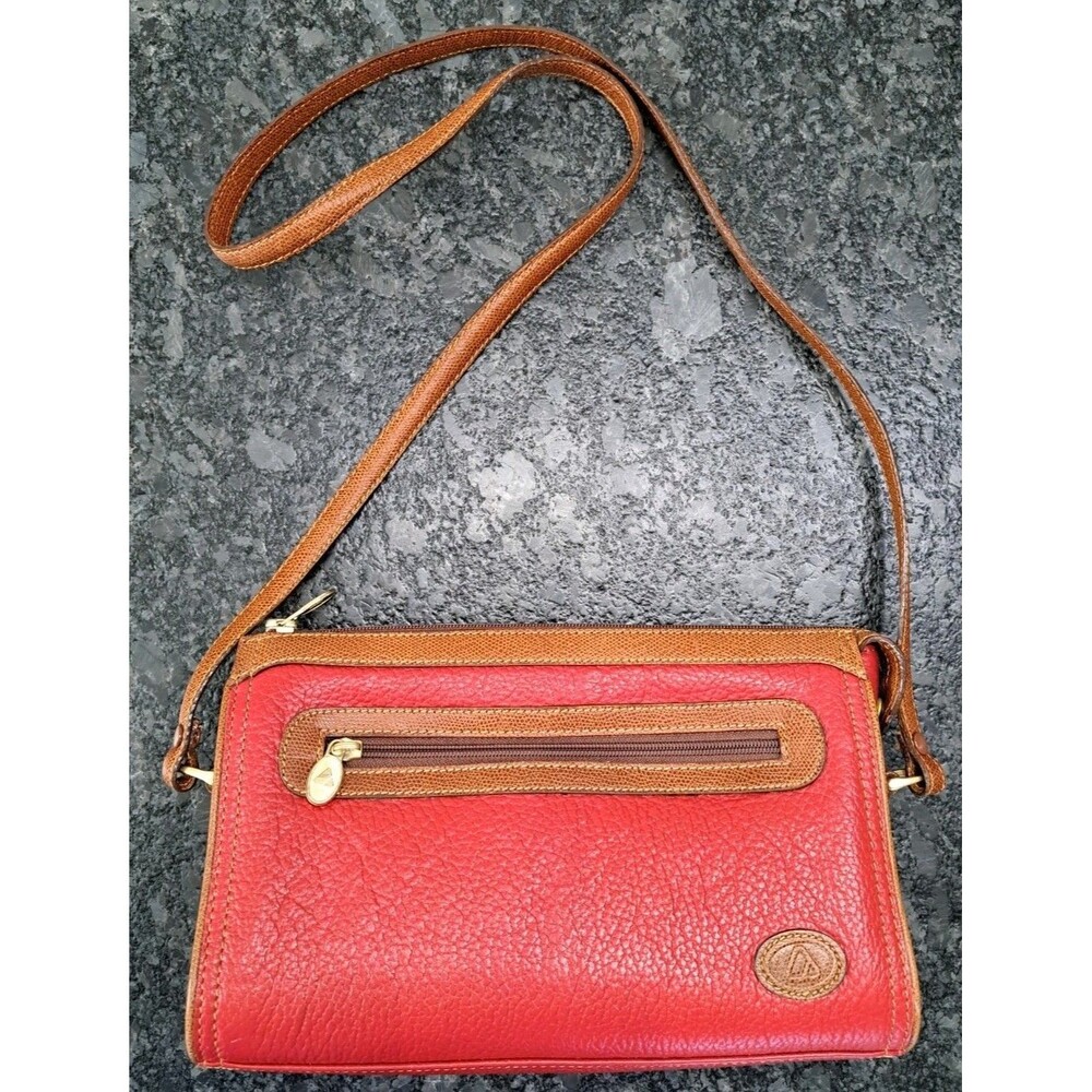 Vintage 1980s Liz Claiborne Red Pebbled Leather Crossbody Bag Made in Korea